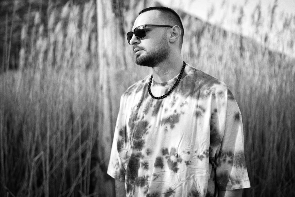 Poesía de Bulgaria: Un poema de Evgeni Barzashki en búlgaro y en&nbsp;español